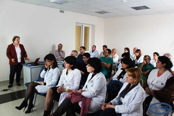 «Էրեբունի» բժշկական կենտրոնի մասնագետներն այցելեցին Աբովյանի քաղաքային հիվանդանոց