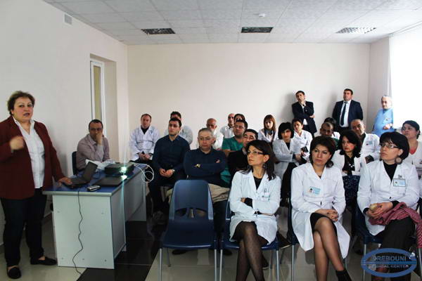 «Էրեբունի» բժշկական կենտրոնի մասնագետներն այցելեցին Աբովյանի քաղաքային հիվանդանոց