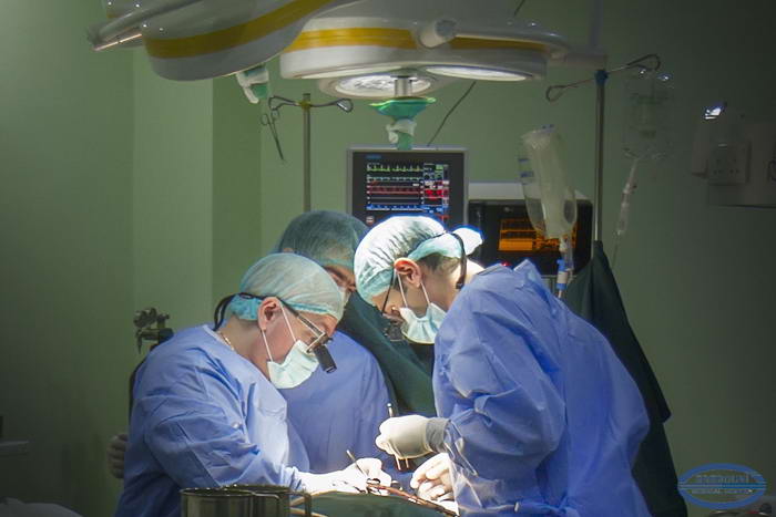Հարցազրույց «Էրեբունի» բժշկական կենտրոնի պարանոցային անոթների և սրտի վիրաբուժության ծառայության ղեկավար, սիրտ-անոթային վիրաբույժ, բ.գ.դ. Մեսրոպ Շատախյանի հետ