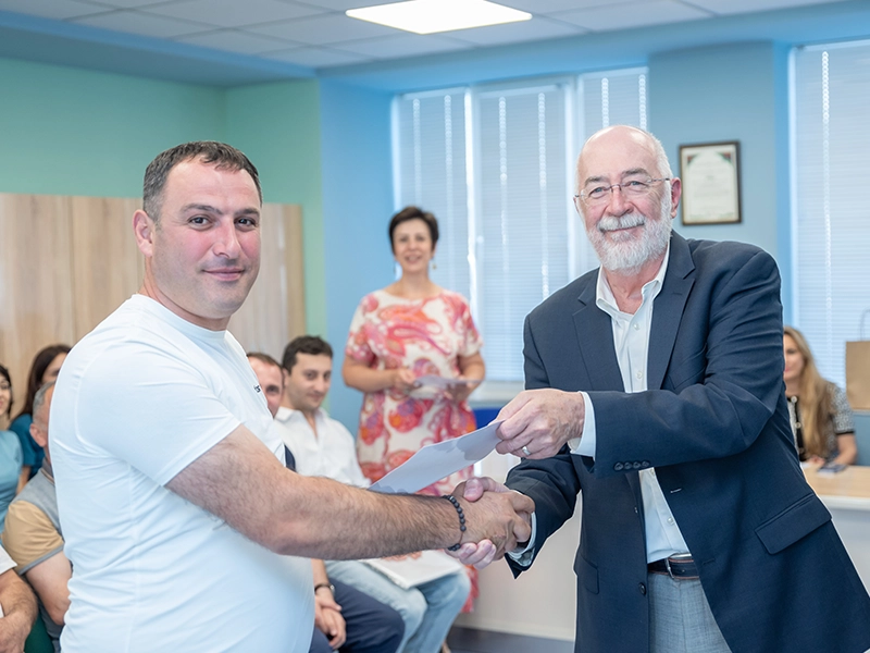 Միջազգային դասընթացի առաջին մասնակիցները հավաստագրեր են ստացել