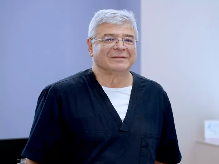 Ալեքսանդր Արմենի Ուզանկիչյան